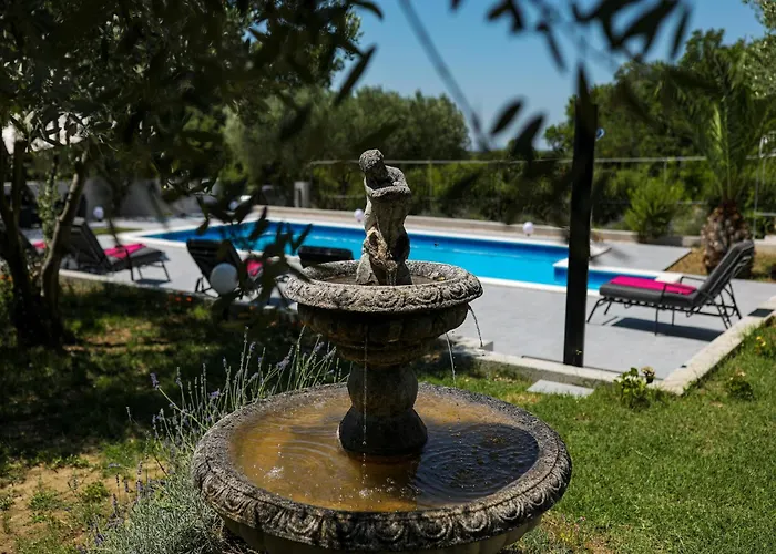 In With Private Pool *