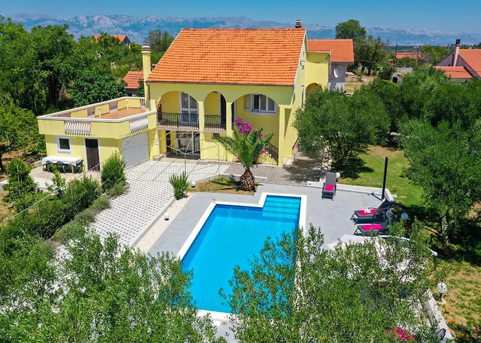 In With Private Pool *